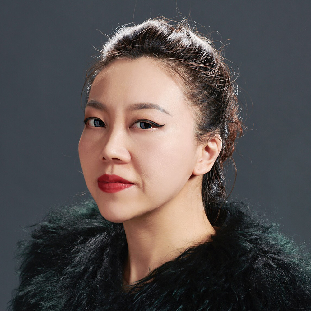 Suzzane Zhang